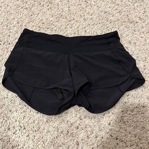 Lululemon Shorts 2’